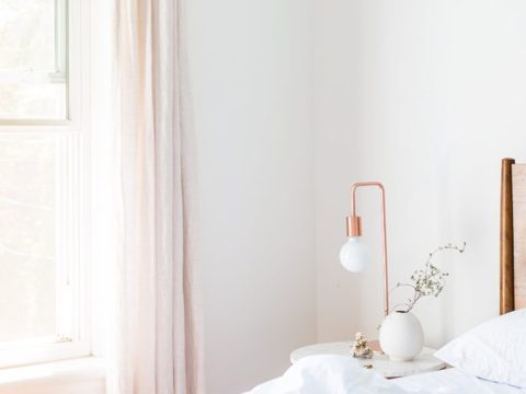 Chambre claire au matin